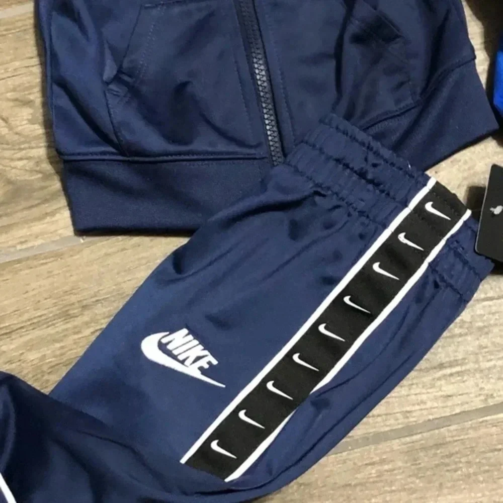NWT Nike toddler boys jogger set activewear sportswear streetwear